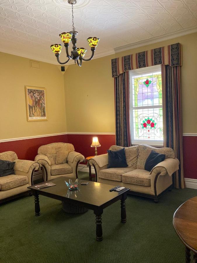 Avon Terrace Guest House York Exterior photo